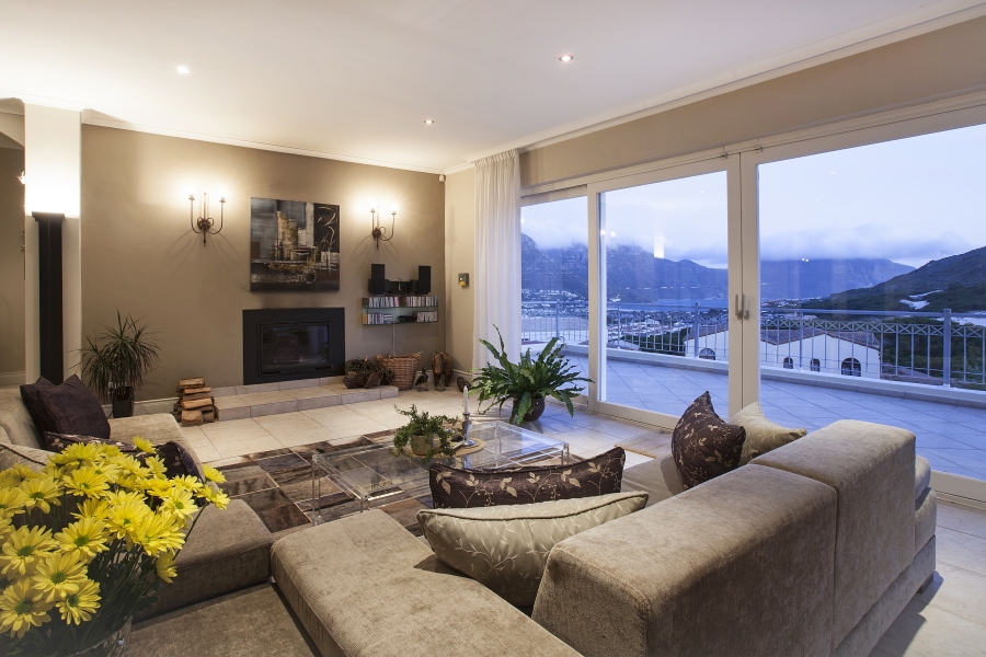 4 Bedroom Property for Sale in Kronenzicht Western Cape